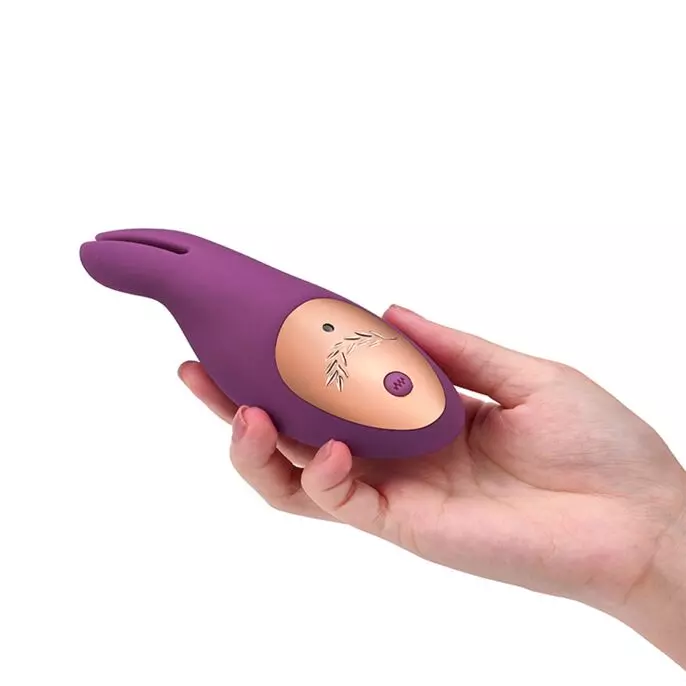 blisstouch stimulator in hand